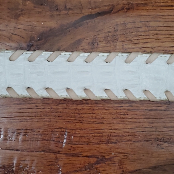 White Faux Leather & Straw Boho Shoulder Bag - Picture 12 of 15